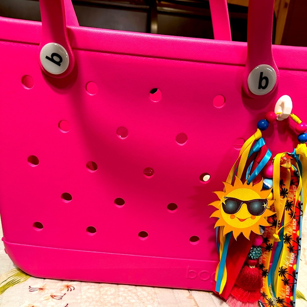 Medium size pink Bogg Bag authentic with summer decor